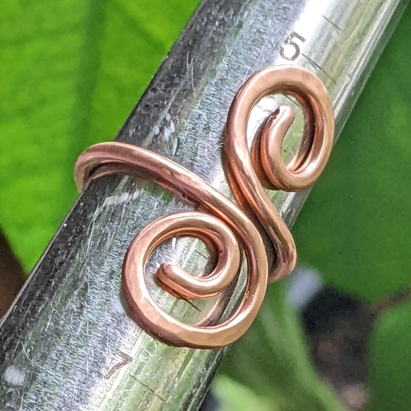 Artisan Copper Spiral Ring Handmade Unisex Jewelry - Picture 3 of 13